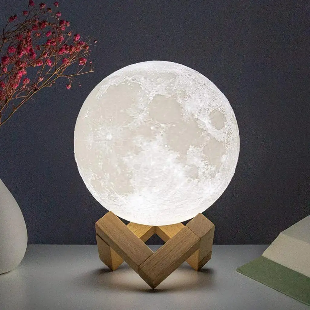 Séléné - La Veilleuse Lune 3D Enchantée sur Socle de Bois – Image 10